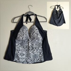Catalina 3X (22W-24W) Rich Black Swimwear Top Plus Size Built In Bra Swimsuit